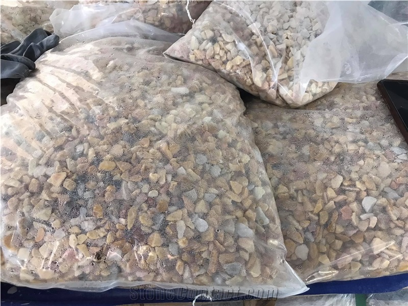 Tumbled pebbles / Natural pebbles 15-20, 20-25　25-30 mm